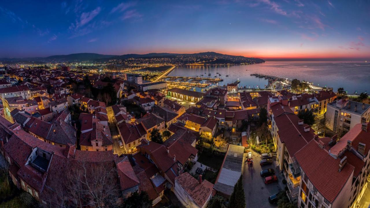 Istrian Old Town Apartment Копер Екстериор снимка